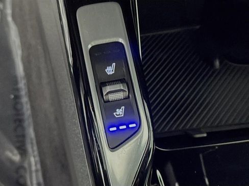 Used 2024 Kia Sorento SX Prestige image 23