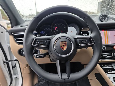 New 2026 Porsche Macan AWD/4WD image 23