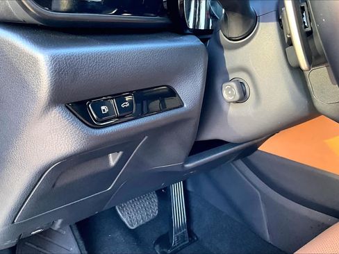 Used 2026 Lexus NX 350h AWD w/ Accessory Package (2T) image 34