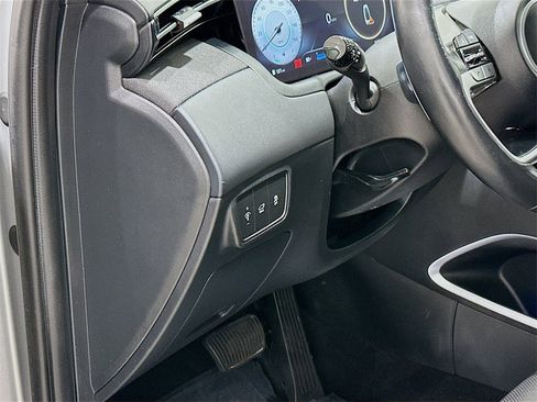 Used 2023 Hyundai Tucson Limited image 9