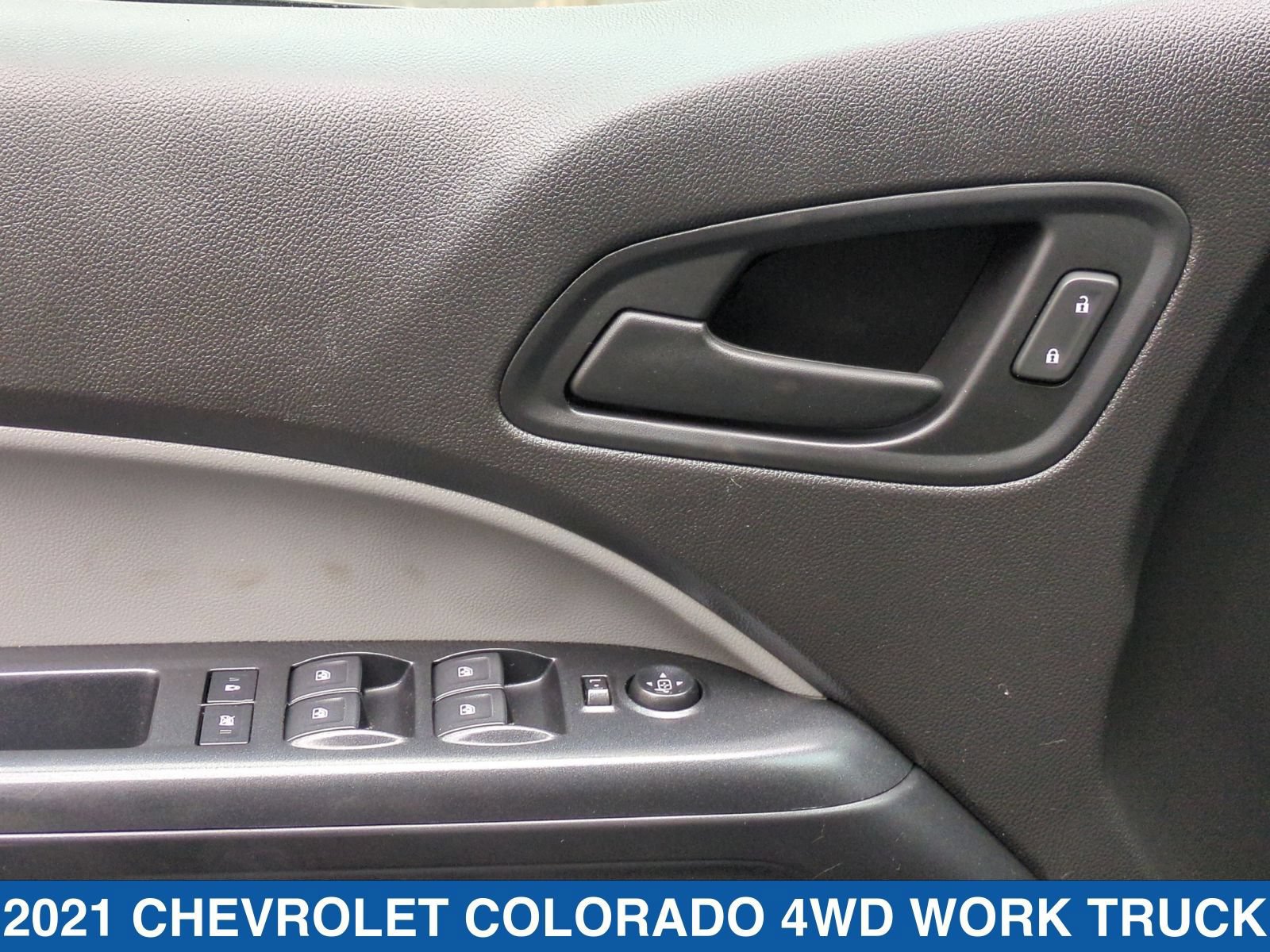 Used 2021 Chevrolet Colorado W/T AWD/4WD image 13