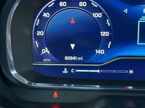 Used 2023 Chevrolet Tahoe Z71 w/ Z71 Off-Road Package image 28