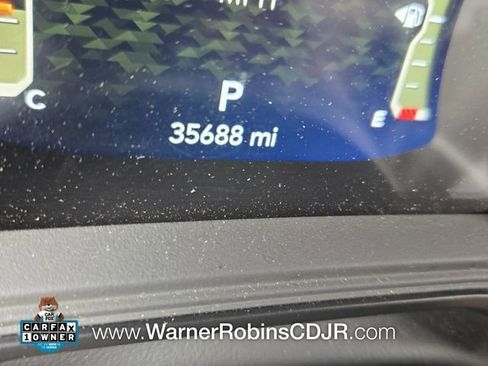 Used 2024 Jeep Wrangler Unlimited Rubicon AWD/4WD image 30