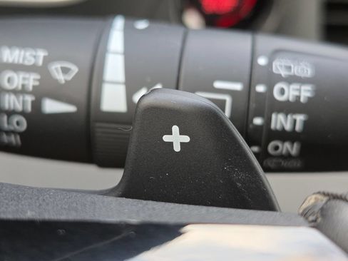 Used 2024 Honda Pilot EX-L image 12