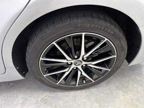 Certified 2023 Toyota Camry SE FWD image 9