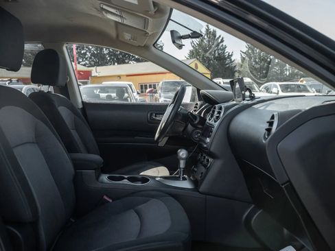 Used 2011 Nissan Rogue SV image 11