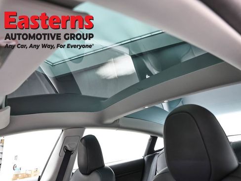 Used 2023 Tesla Model 3 Standard Range RWD image 28