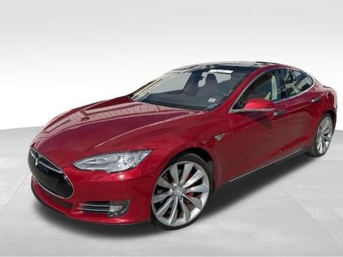 Used 2014 Tesla Model S image 2