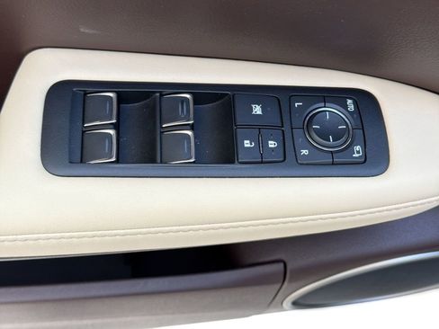 Used 2016 Lexus RX 350 2WD w/ Luxury Package image 21