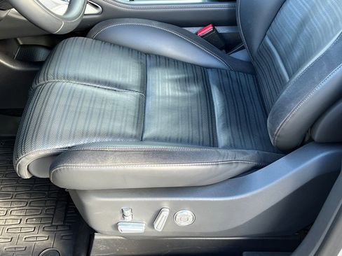 Used 2024 Lincoln Nautilus Reserve w/ Equipment Group 203A image 24