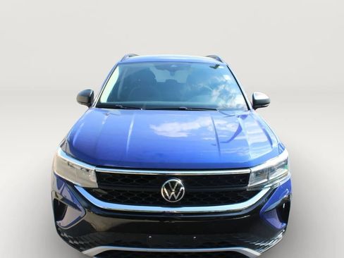 Used 2022 Volkswagen Taos S AWD/4WD image 2