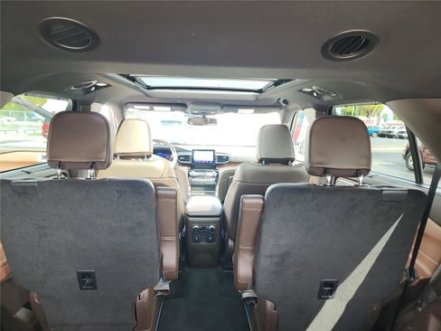 Certified 2023 Ford Explorer King Ranch w/ Class IV Trailer Tow Package AWD/4WD image 21