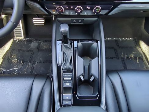 Used 2023 Honda Accord Sport image 17