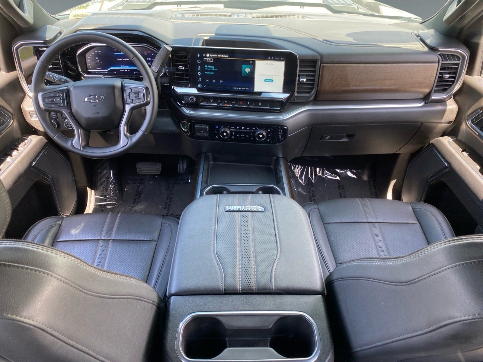 Used 2025 Chevrolet Silverado 3500 High Country w/ Midnight Edition AWD/4WD image 10