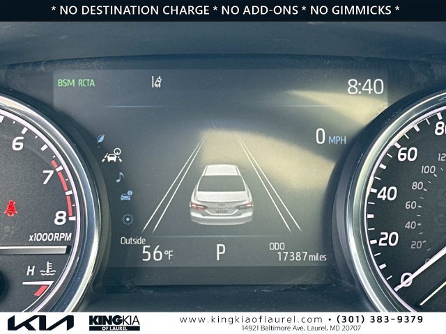 Used 2020 Toyota Camry XLE FWD image 13