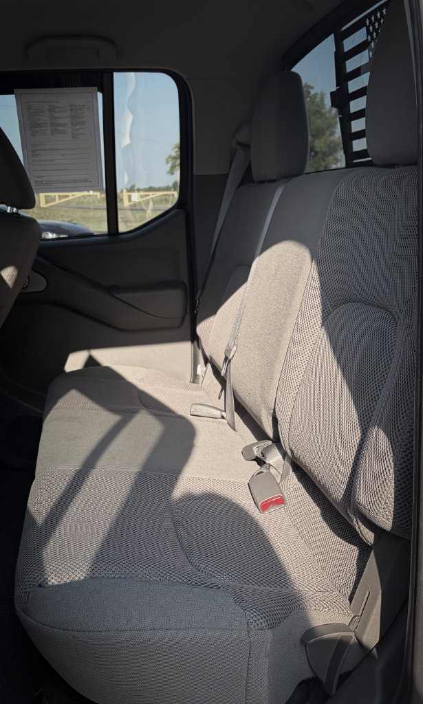 Used 2020 Nissan Frontier SV w/ Midnight Edition Floor Mats AWD/4WD image 19