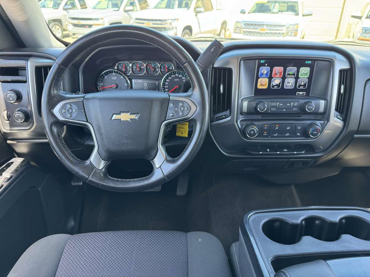Used 2017 Chevrolet Silverado 1500 LT AWD/4WD image 23