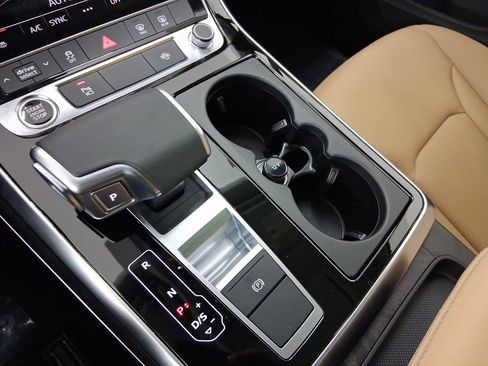 Certified 2026 Audi Q7 2.0T Premium AWD/4WD image 16
