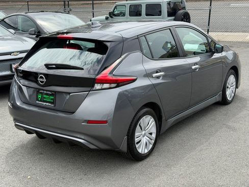 Used 2025 Nissan Leaf S FWD image 5