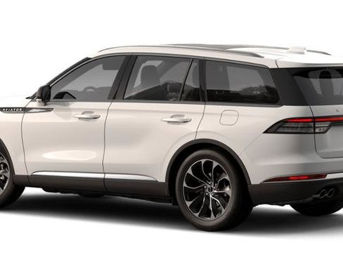 New 2026 Lincoln Aviator Reserve w/ Luxury Package RWD image 24