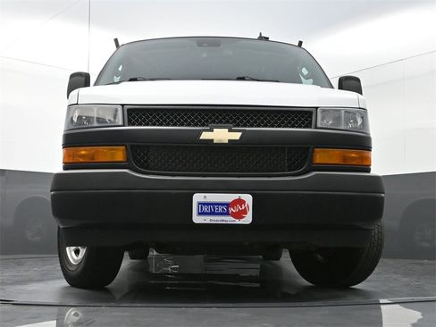 Used 2020 Chevrolet Express 2500 w/ Driver Convenience Package image 20