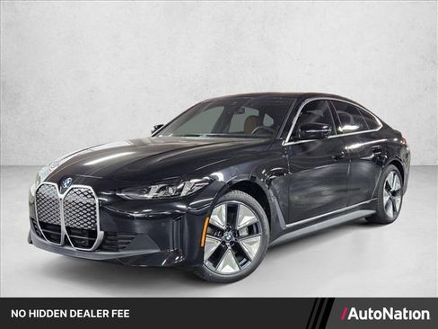 Used 2025 BMW i4 eDrive40 w/ Parking Assistance Package RWD image 1