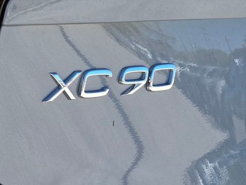 New 2026 Volvo XC90 B6 Plus w/ Protection Package Premier image 10