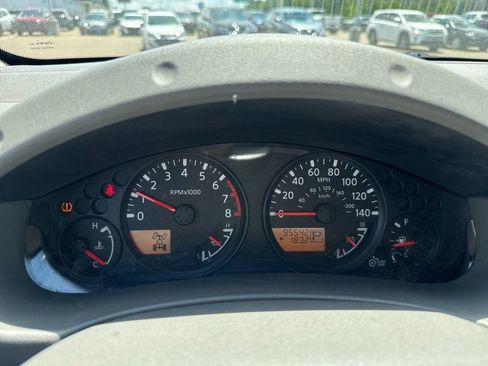 Used 2013 Nissan Frontier SV AWD/4WD image 11