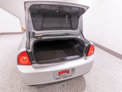 Used 2010 Chevrolet Malibu LS FWD image 24