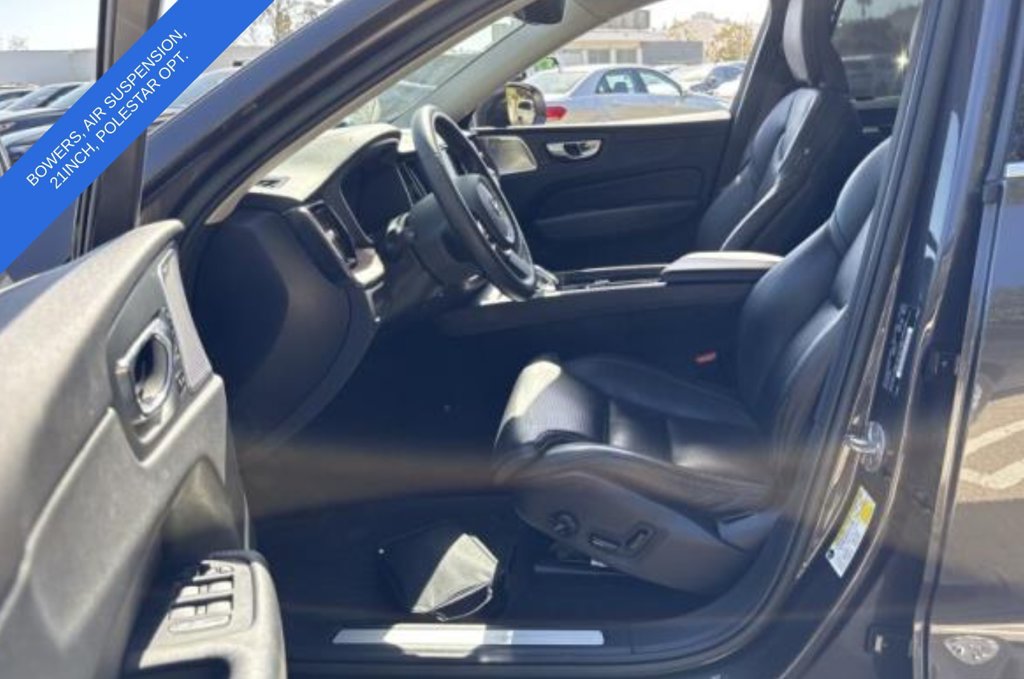Used 2023 Volvo XC60 B5 Ultimate w/ Protection Package Premier FWD image 2