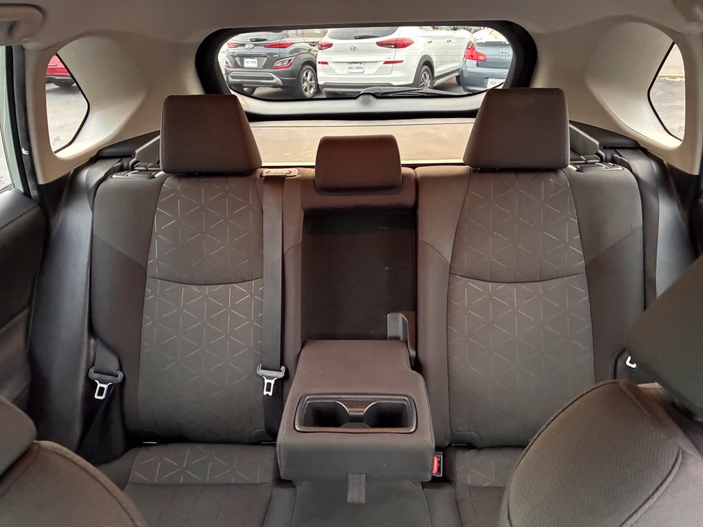 Used 2021 Toyota RAV4 XLE FWD image 19