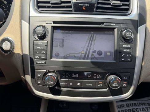 Used 2017 Nissan Altima 2.5 SL w/ 2.5 Technology Package FWD image 23