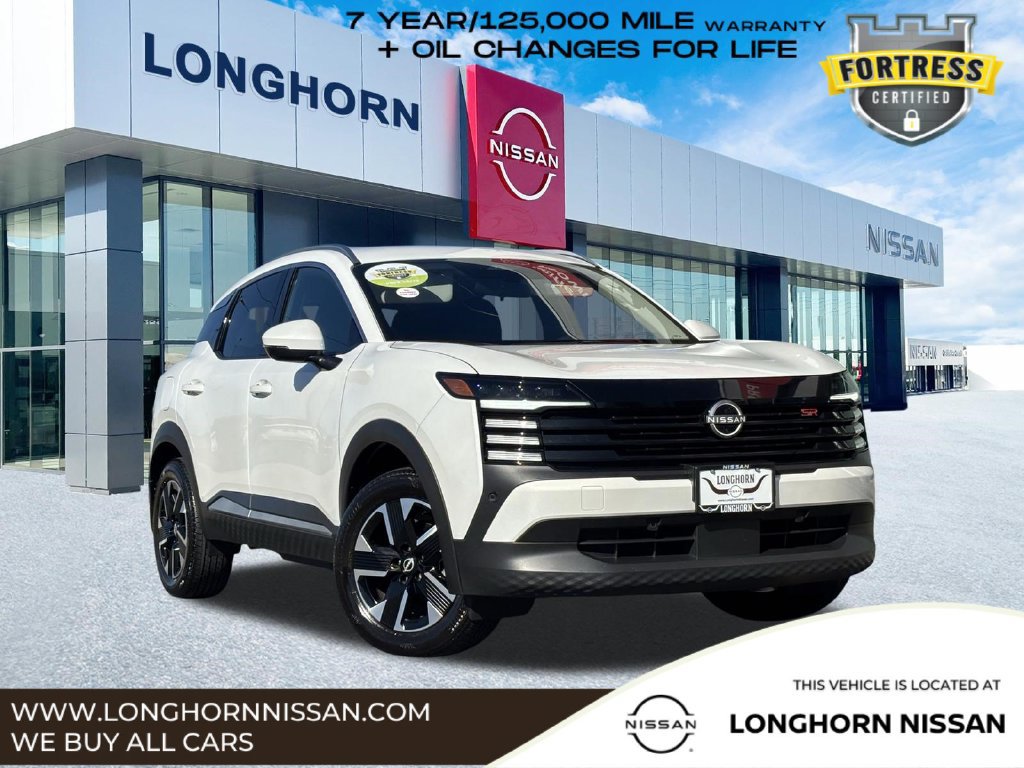 Used 2025 Nissan Kicks SR AWD/4WD image 1