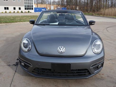 Used 2014 Volkswagen Beetle R-Line image 8