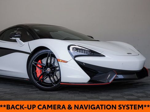 Used 2018 McLaren 570S Spider RWD image 3