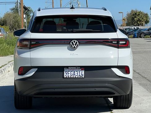 Used 2022 Volkswagen ID.4 Pro S image 5