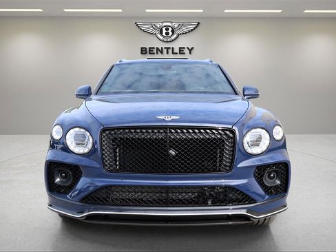 Certified 2023 Bentley Bentayga image 7