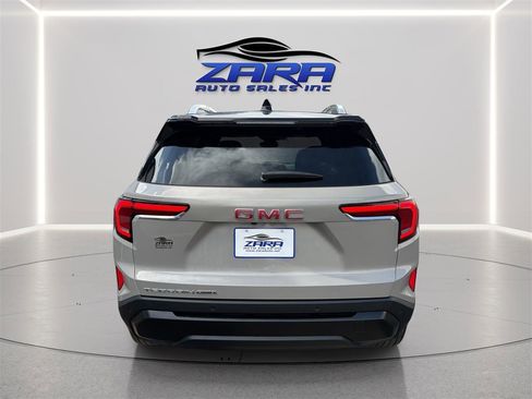 Used 2025 GMC Terrain Elevation w/ Elevation Premium Package AWD/4WD image 6