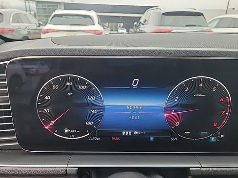 Used 2025 Mercedes-Benz GLE 350 4MATIC image 19