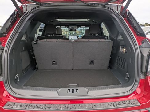 New 2026 Ford Explorer Platinum image 13