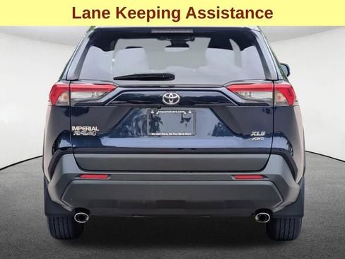 Used 2021 Toyota RAV4 XLE w/ Convenience Package AWD/4WD image 6