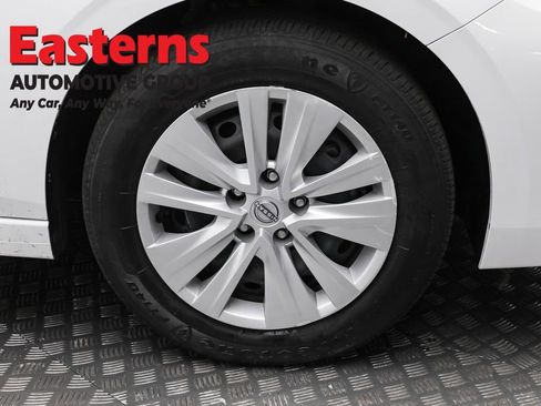 Used 2025 Nissan Sentra S FWD image 31