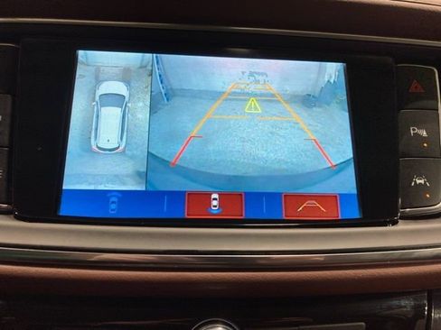 Used 2019 Buick Enclave Avenir w/ Avenir Technology Package image 15