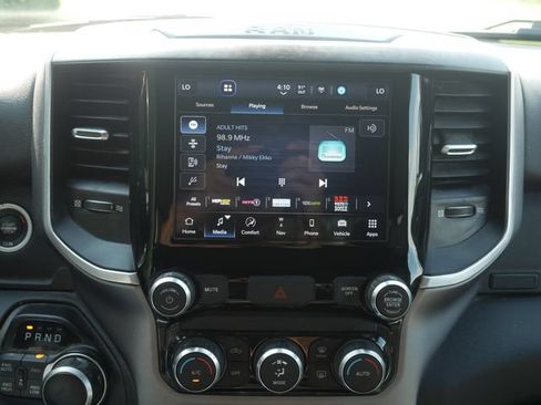 Used 2022 RAM 1500 Big Horn AWD/4WD image 5