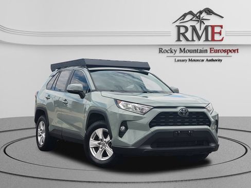 Used 2019 Toyota RAV4 XLE AWD/4WD image 1