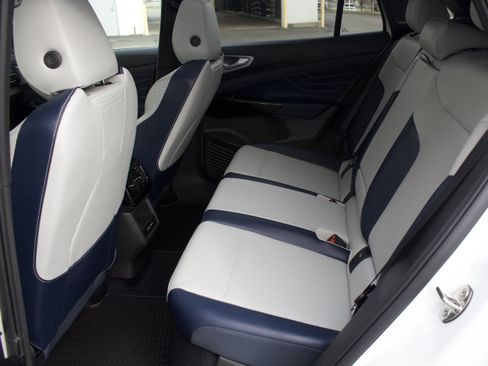 New 2026 Volkswagen ID.4 Pro S AWD/4WD image 25