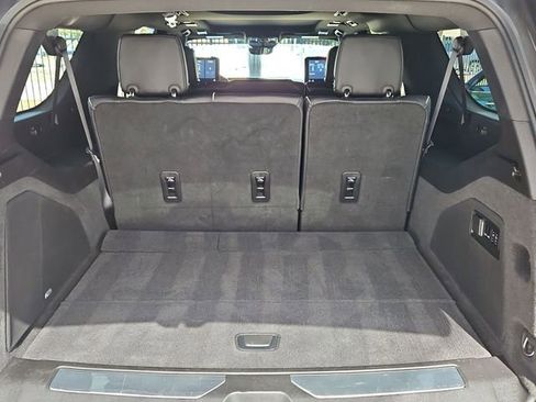 Used 2021 Cadillac Escalade ESV Premium Luxury w/ Driver Assist Tech Package image 29