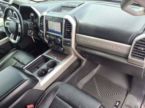 Used 2021 Ford F250 Lariat w/ Lariat Value Package AWD/4WD image 10