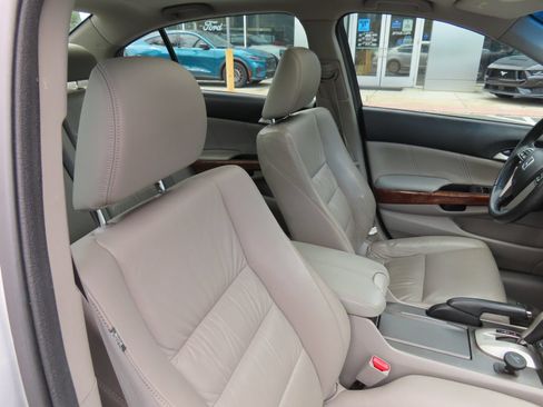 Used 2011 Honda Accord EX-L image 34