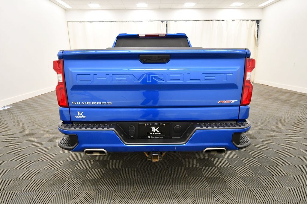 Used 2022 Chevrolet Silverado 1500 RST w/ Z71 Off-Road Package AWD/4WD image 6